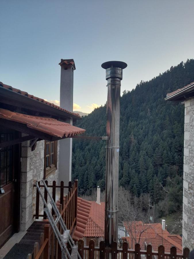 Maisonette Korfes-Κορφές-Μ Δύο Αυτόνομοι Όρoφοι Της Βίλας Κορφές Για Οικογένειες Και Μικρές Παρέες Karpenísion Dış mekan fotoğraf