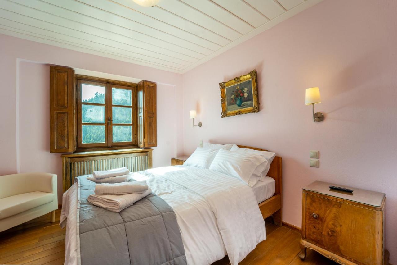 Maisonette Korfes-Κορφές-Μ Δύο Αυτόνομοι Όρoφοι Της Βίλας Κορφές Για Οικογένειες Και Μικρές Παρέες Karpenísion Dış mekan fotoğraf